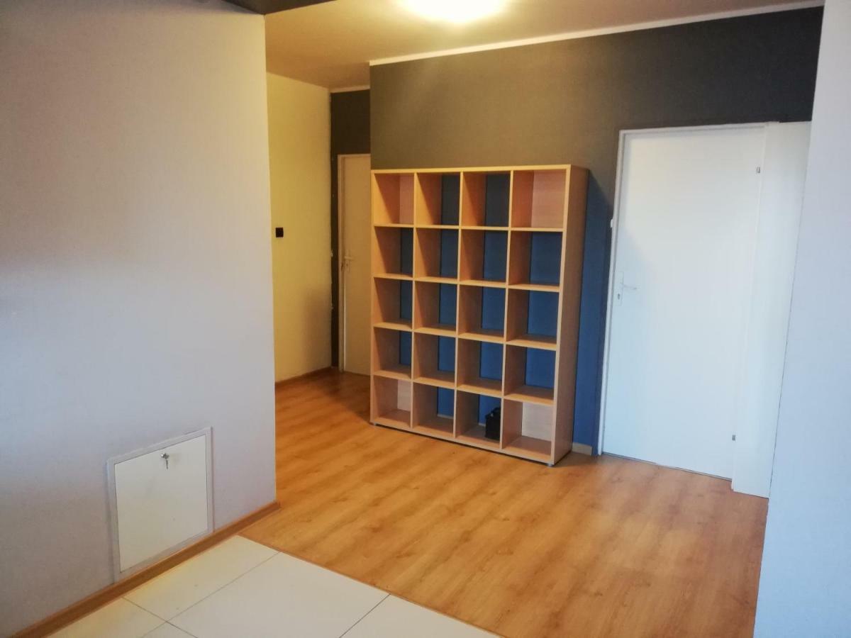 Appartamento Pokoje Przy Rondzie Częstochowa Esterno foto
